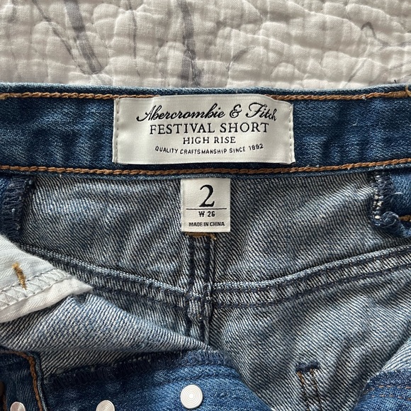 High Rise Jean Ripped Shorts - Picture 3 of 3